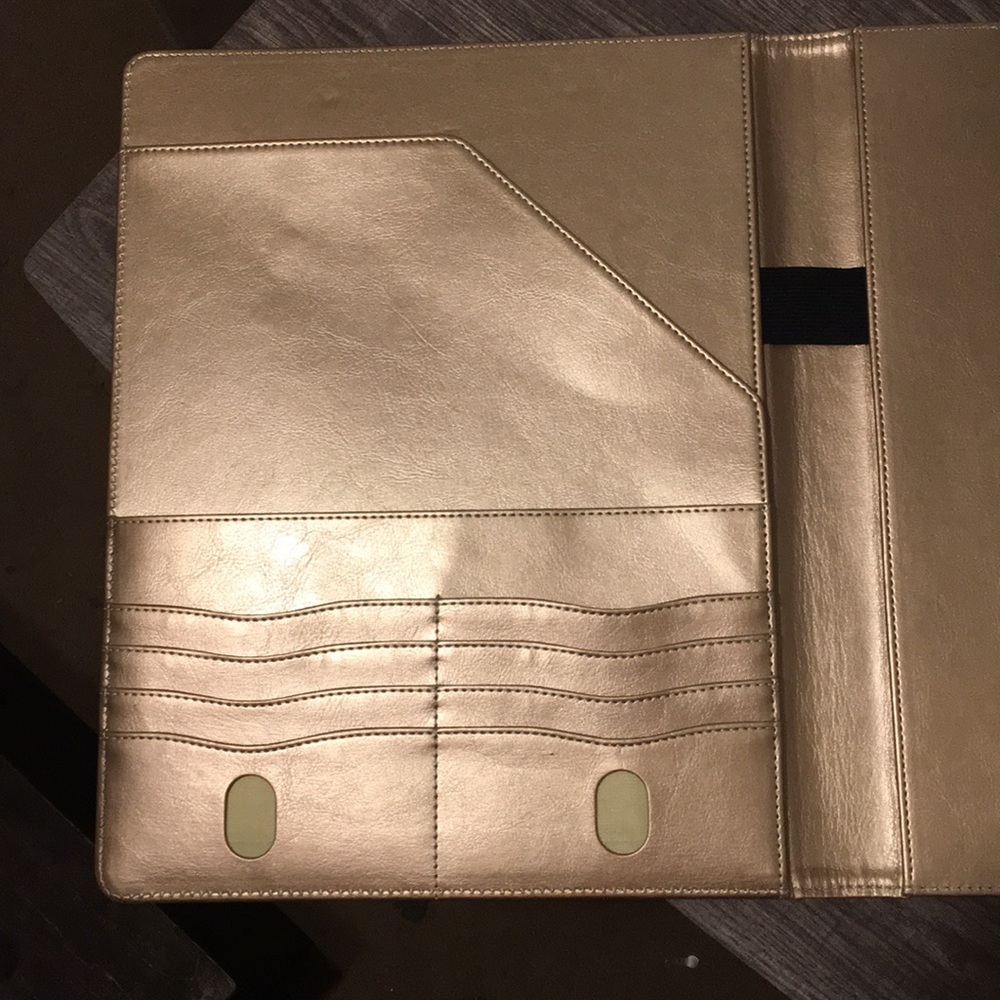 3/$15 Beautiful Rose Gold Portfolio with magnetic